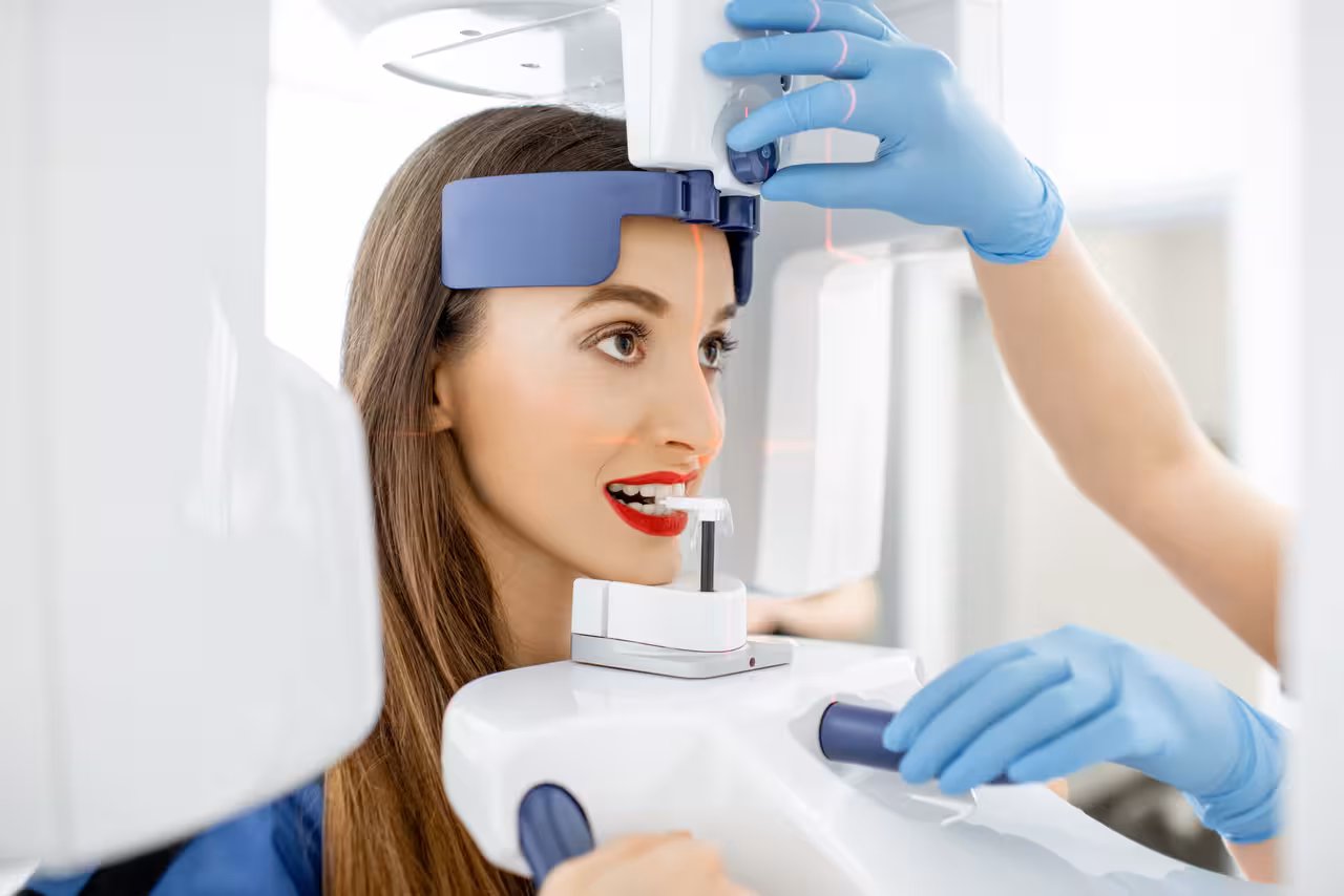 Inside DR.BHAVIK S. SHAH THE DENTAL CLINIC — Mulund West, Mumbai